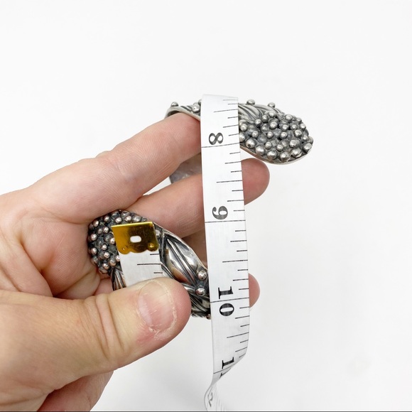 Margot de Taxco cornflower clamper Bracelet 5316 - Picture 8 of 13